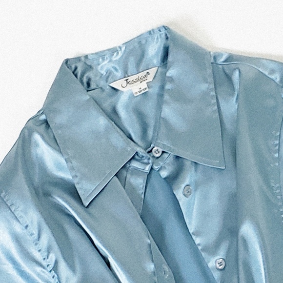 Pastel blue satin button down blouse long sleeve silky silk loose plunge classic - Picture 4 of 5